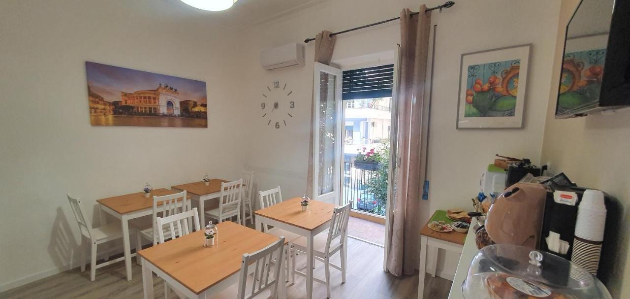 B&b Carpe Diem Palermo Buitenkant foto